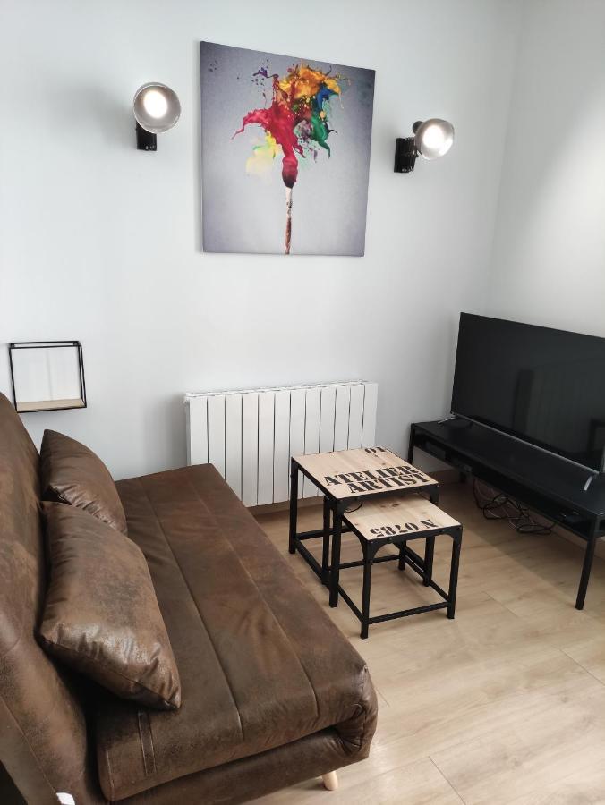 L'Atelier De L'Artiste - Moulins Coeur De Ville Zewnętrze zdjęcie