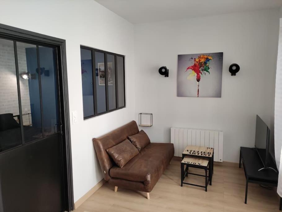 L'Atelier De L'Artiste - Moulins Coeur De Ville Zewnętrze zdjęcie